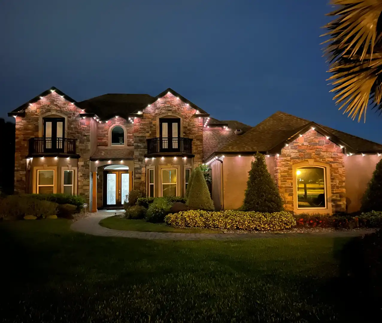 Light My Cagepermanent holiday lights trim lights govee lights services 5